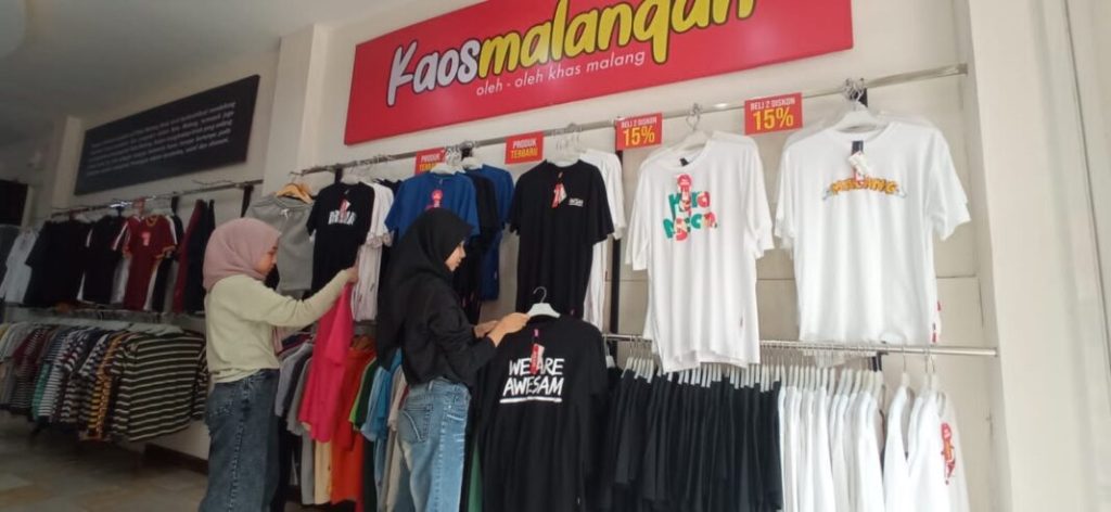 Oleh-oleh kaos khas Malang: desain yang paling dicari
